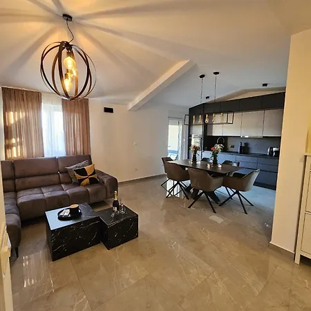 Lanima Lux Apartamento Žminj